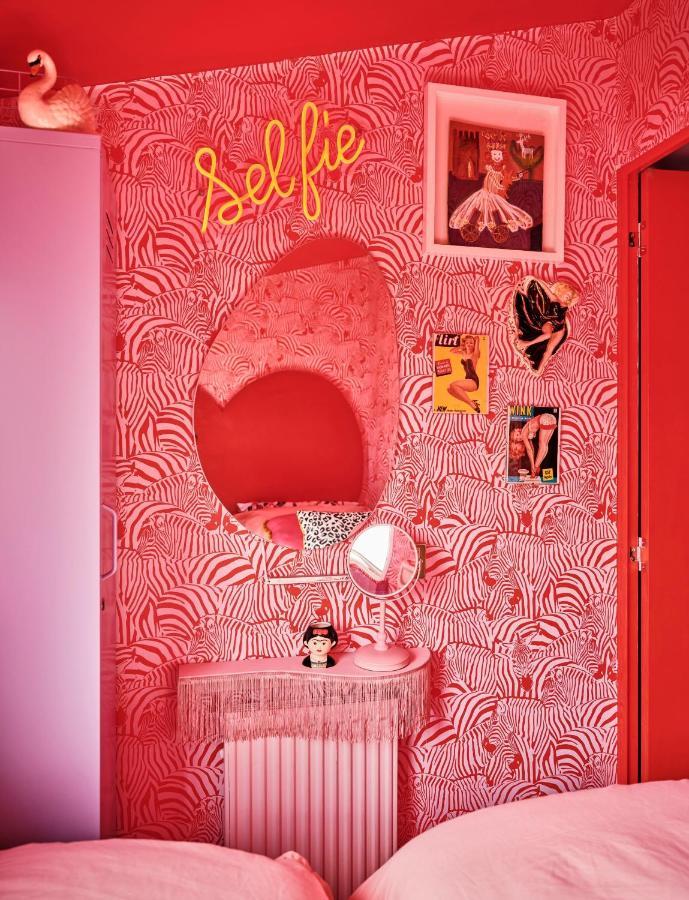 Fun Barbie Inspired, 6 Berth Caravan - Camber Sands Holiday Park, Near The Beach Екстериор снимка
